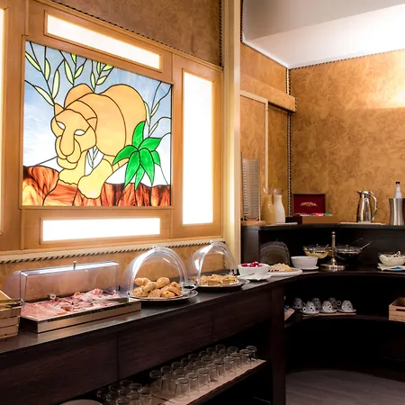 Hotel Mentana, By R Collection