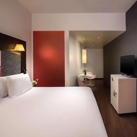 Hotel Nhow 4*