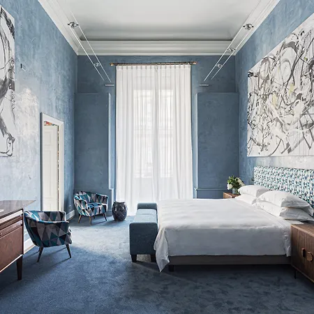 Hotel Galleria Vik - Townhouse Galleria - Small Luxury Of The World