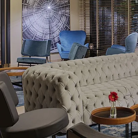 Отель Radisson Blu 4*