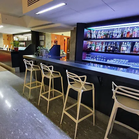 梅特罗酒店 酒店