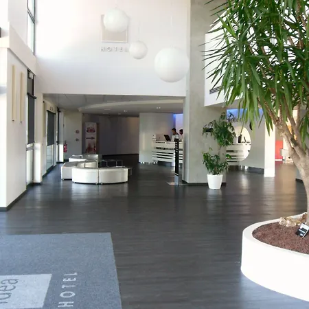 Отель Idea San Siro