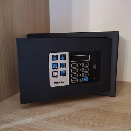 Brianza Отель Милан