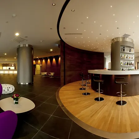 Western The Hub Otel