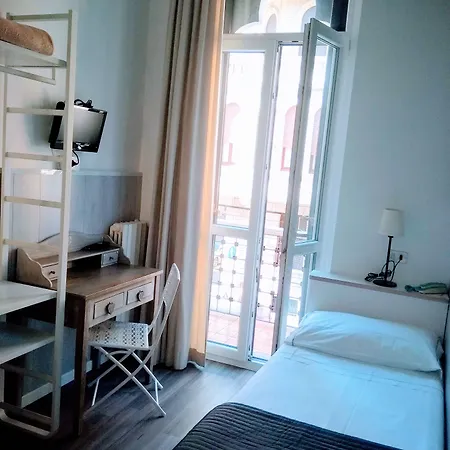 酒店 马耳他酒店 *