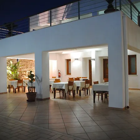 Szálloda Hotel Ristorante Cavalluccio Marino 3*