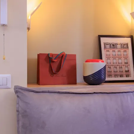 M1-m2 Modern Loft Just A Stone's Throw From The Metro