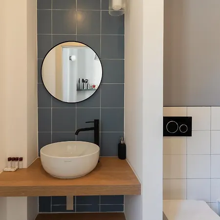 Guesthost - Portello Cozy *