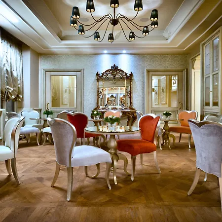 Chateau Monfort - Relais & Chateaux Ξενοδοχείο 5*