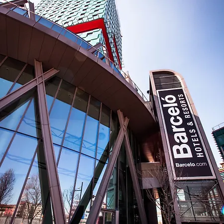 Hotel Voco Milan-fiere By Ihg 4*