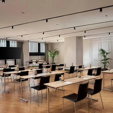 Hotel Sheraton San Siro 4*