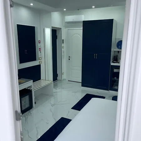 Sir Lyndon Prestige Linate Vendégház Milánó