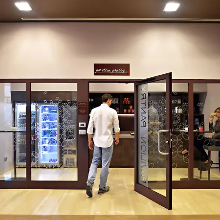 Hilton Garden North 4* מילאנו