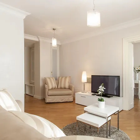 Otel Royal & Luxury *