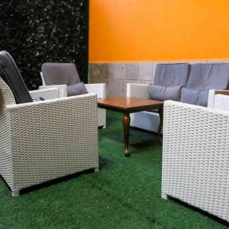 La Del Pino 2* Милан