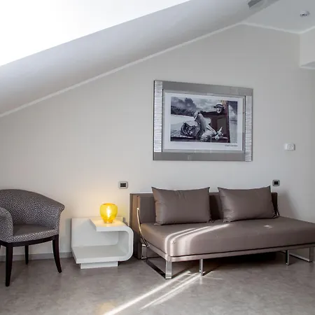 蒙特拿破仑大道套房酒店 米兰