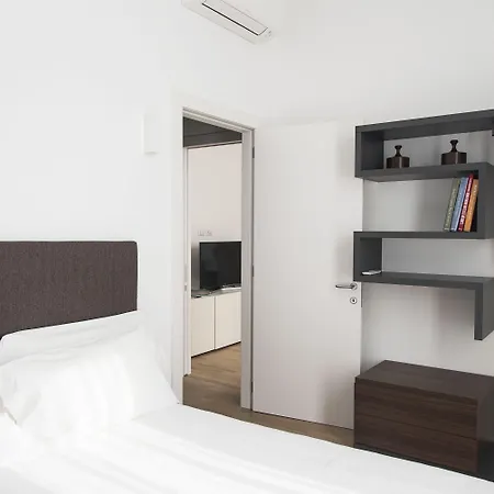 Brera In San Babila Appartement *