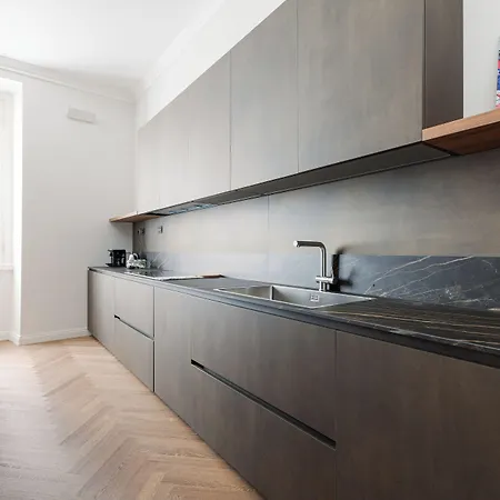 Brera In San Babila * Milan