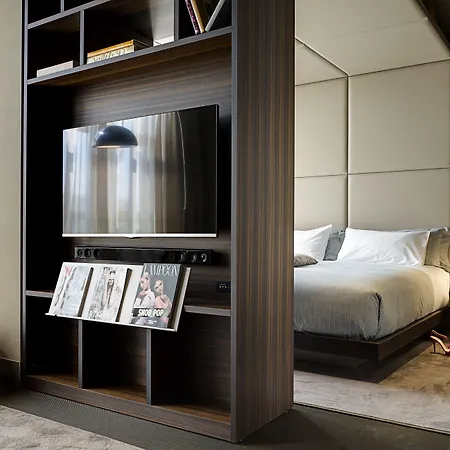 إم إي ايل دوكا ميلان