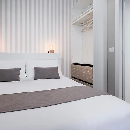 Classbnb - Two Stylish In The Moscova Area, 250m From Metro Line M2 * Milan