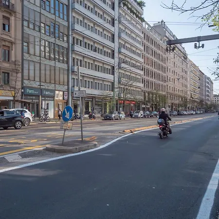 아파트 Family Apartment, Duomo 12 Min Walk, 5 Guests, Near Covered Parking 밀라노