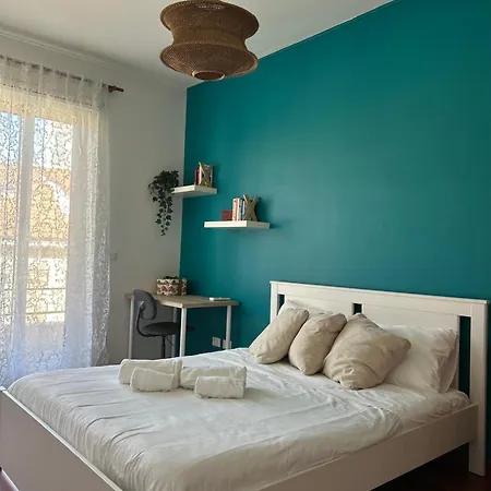 Porta Romana Luminoso Trilocale Con Balcone Апартаменты