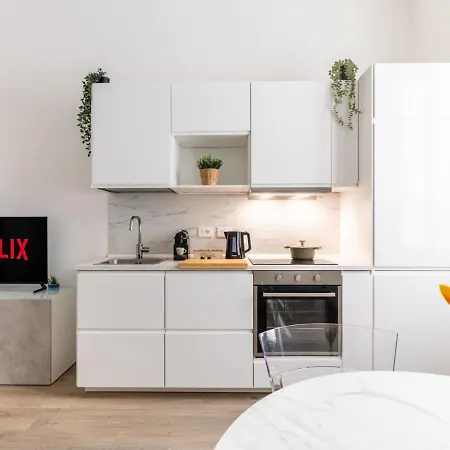 Duomo-centrale - Moderna, M1 E M3 A 250m Lejlighed