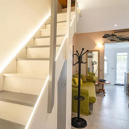 Penthouse - 5 Minutes To Duomo