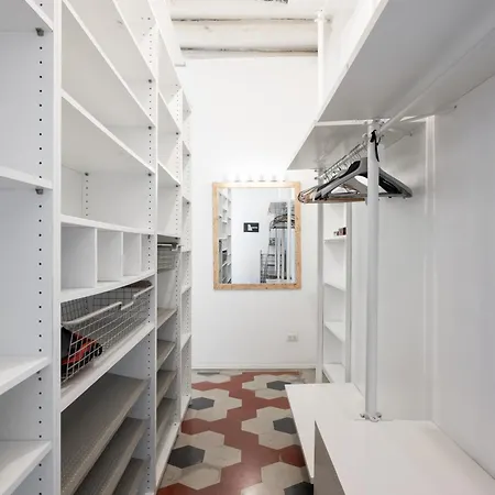 Vintage Hideaway Milan-historic Courtyard 밀라노