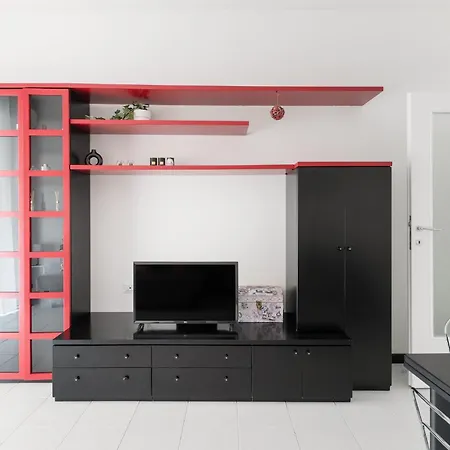 Guesthost - Comfy M2 Udine *