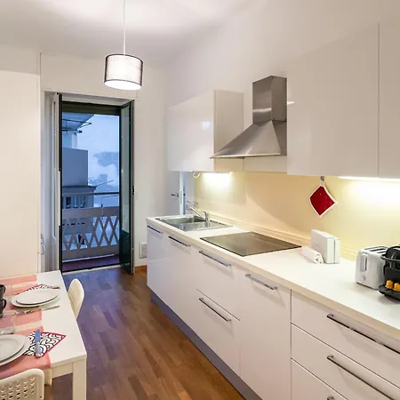 Politecnico - Spacious Ap Balcony - Sleeps 4 * Milaan