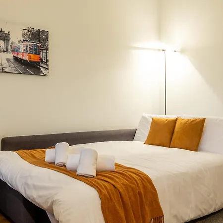 Politecnico - Spacious Ap Balcony - Sleeps 4 * Milaan