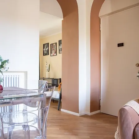Elegant Near The Subway, Fast Wi-fi And Ac Apartamento *