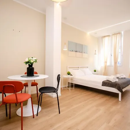 Vivimihome - Le Gemme Di Desenzano Lägenhet *