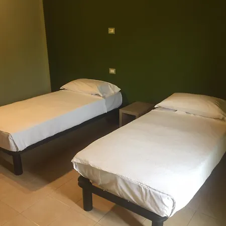 Mrhostel Auberge de jeunesse *