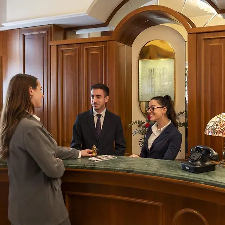 兰卡斯特酒店 酒店 3*