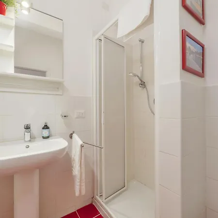 Likehome - Via Crema Milánó