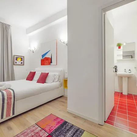 Likehome - Via Crema Apartman