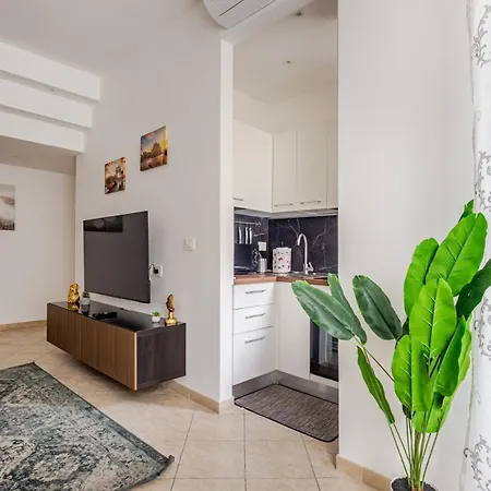 San Siro Hideaway, Garage,metro&wifi! 公寓