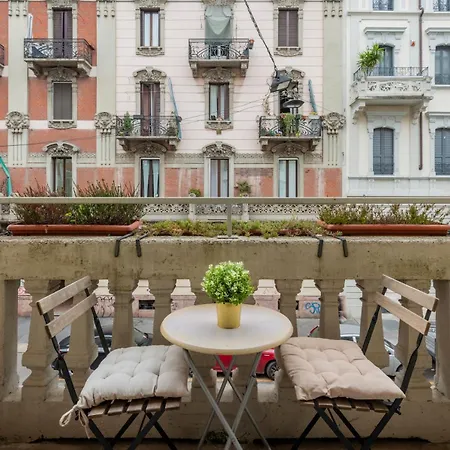 B - Modern Elegance For 4 People * Mailand