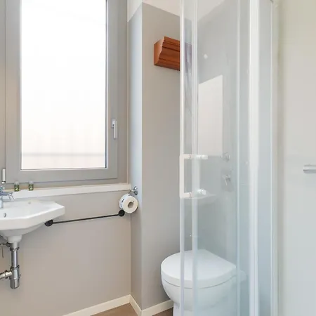 Guesthost - Modern Precotto Daire Milano