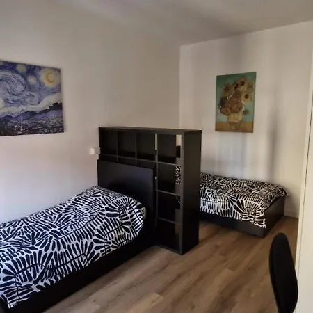 Luminoso Trilocale Vicino Stazione E M3 Rogoredo Ideale Per Lavoro Μιλάνο