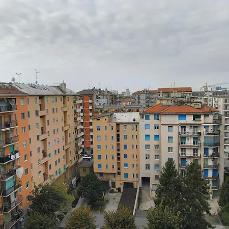 Attico Lux - Trilocale Con Garage Metropolitana Blu شقة