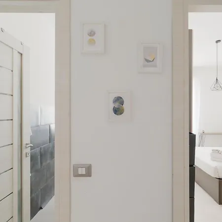 Guesthost - Cute Navigli Apartamento *