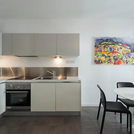 B - Elegant With Terrace & Gym