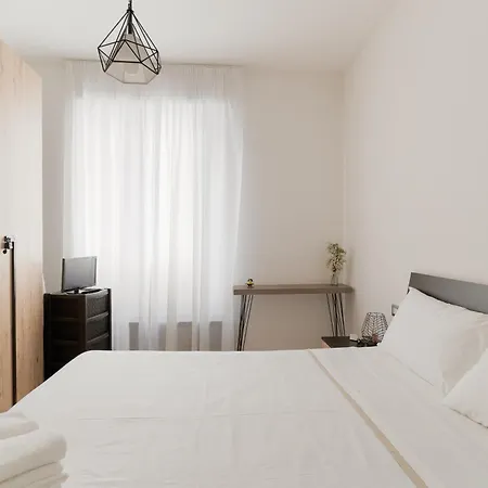 Apartamento Guesthost - Cute Navigli Milán