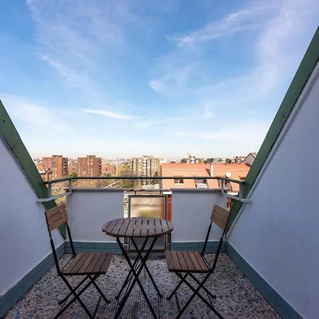Nest Terrace Next To Frattini Metro Stop Милан