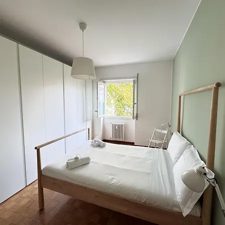 Monte Cristallo - Isola And Station ميلان