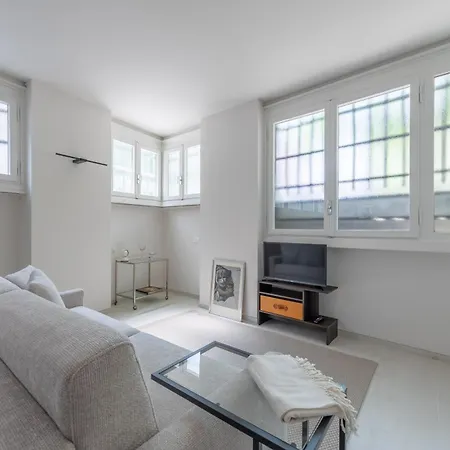 The South, Center, Arco Della Pace Apartamento Milão