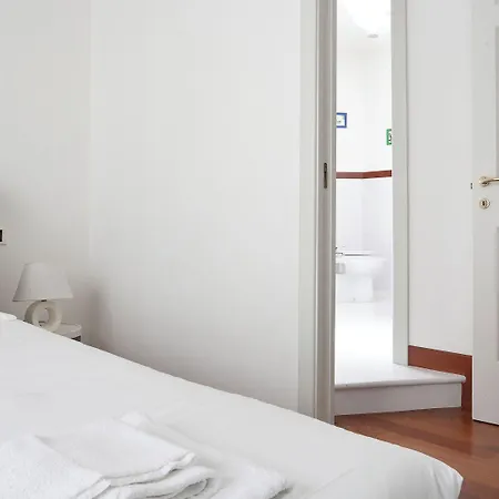 Italianway Easy - Dogana 3 * Milano